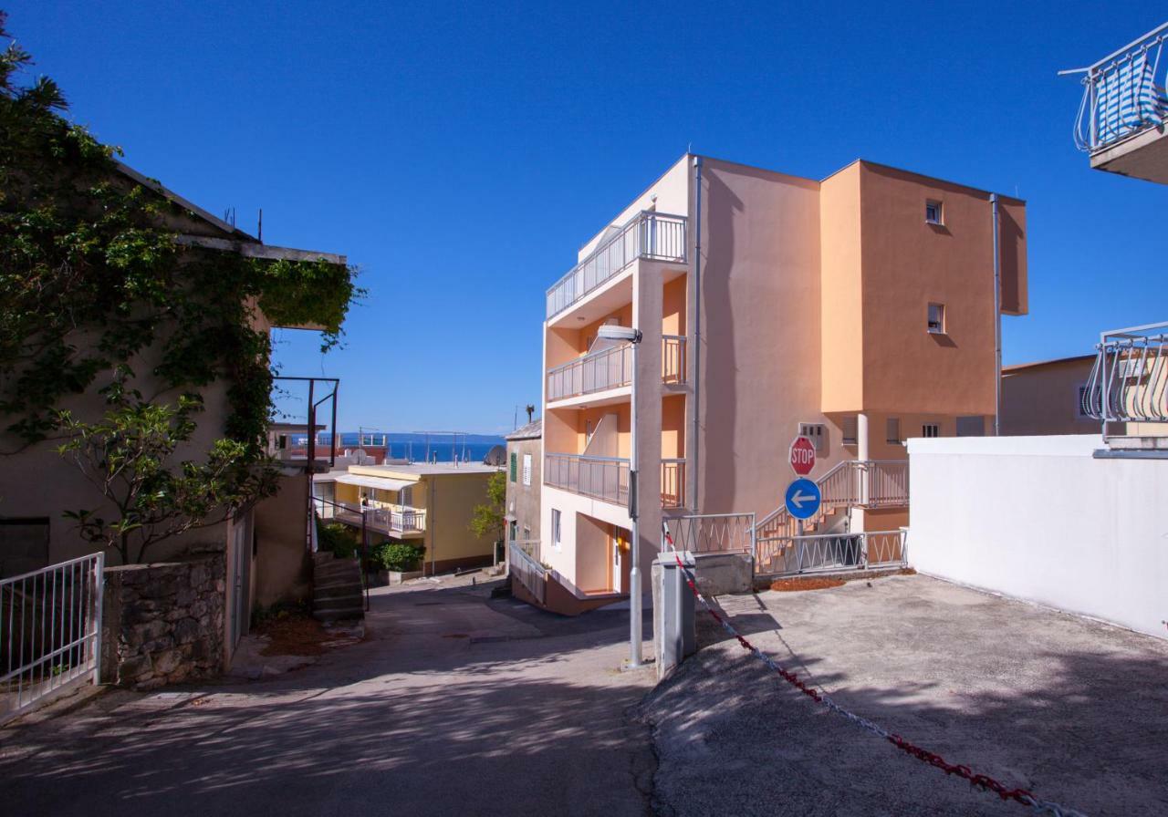 Mia 4&5 Apartment