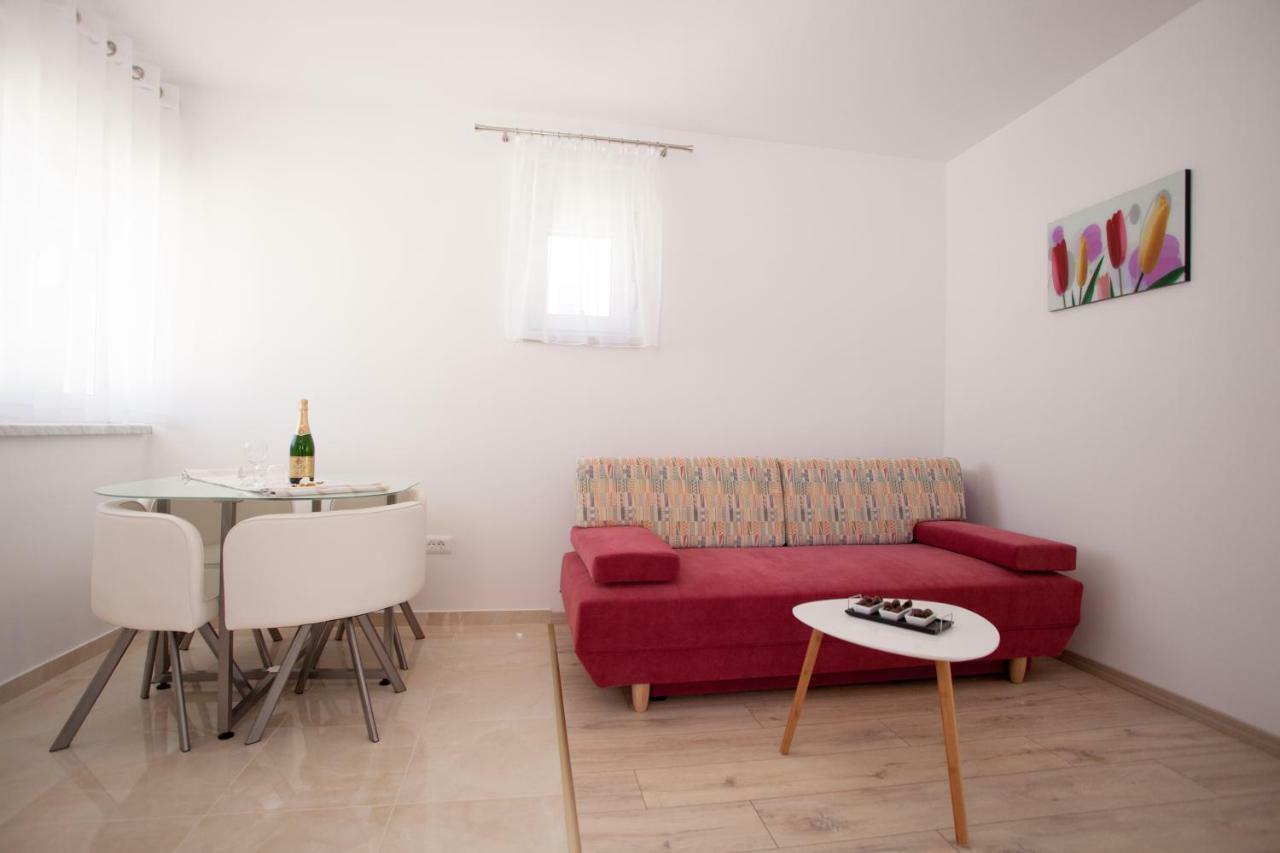 Mia 4&5 * Baska Voda