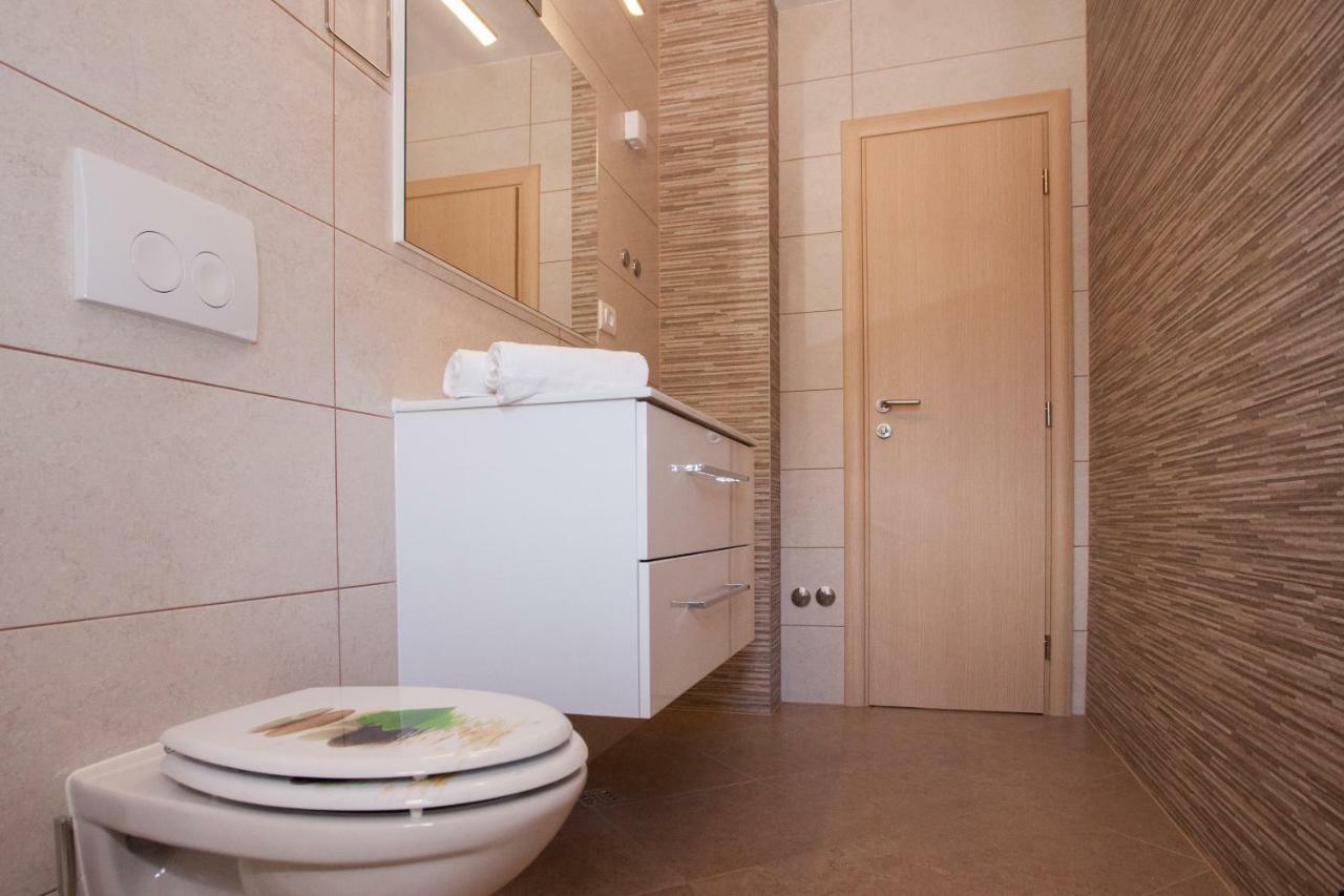 Apartment Mia 4&5 *