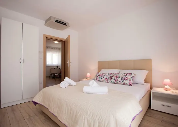 Apartments Mia 4&5